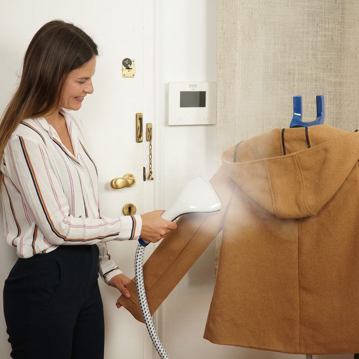 STEAM BEST Ironing and dry cleaning system with steam